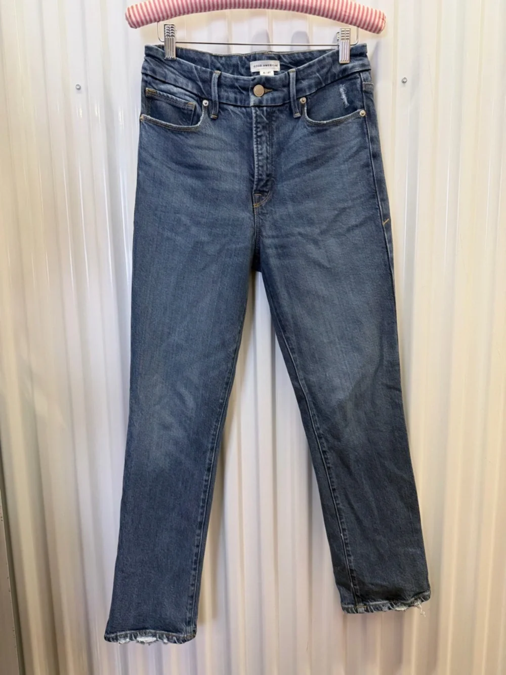 Good American Jeans Size 27 Blue High Rise Straight Leg Raw Hem Denim 4/27‎